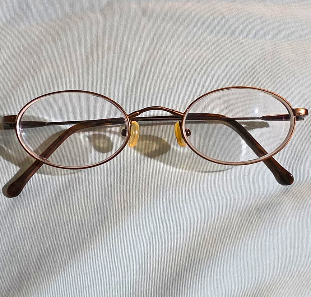 Vintage Oval Metal Brown Full Rim Eyeglass Frames 47-21-140 TB02